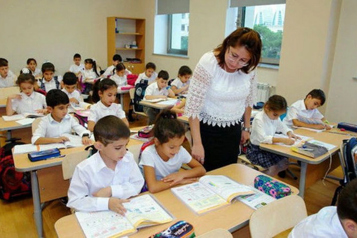 Ношение масок в школах Азербайджана не будет обязательным