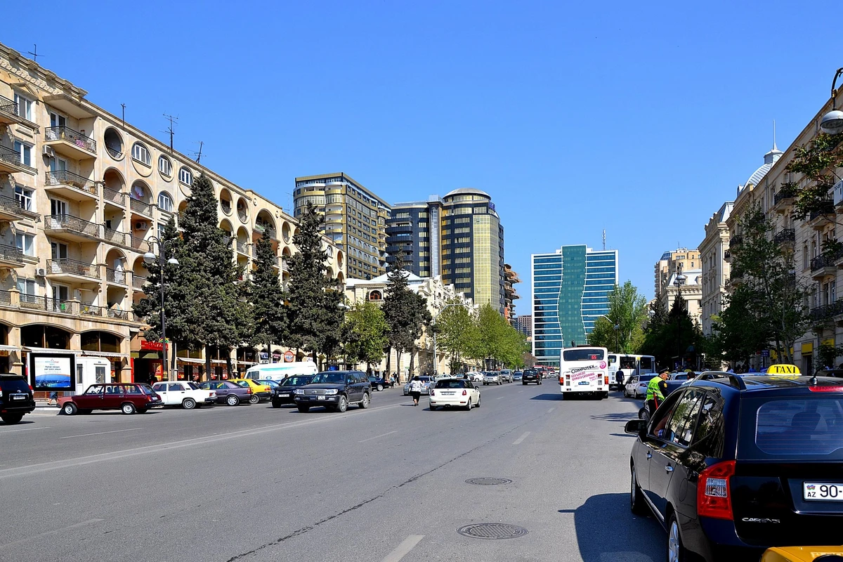 Bu gün küçəyə çıxmayın - ƏHALİYƏ XƏBƏRDARLIQ