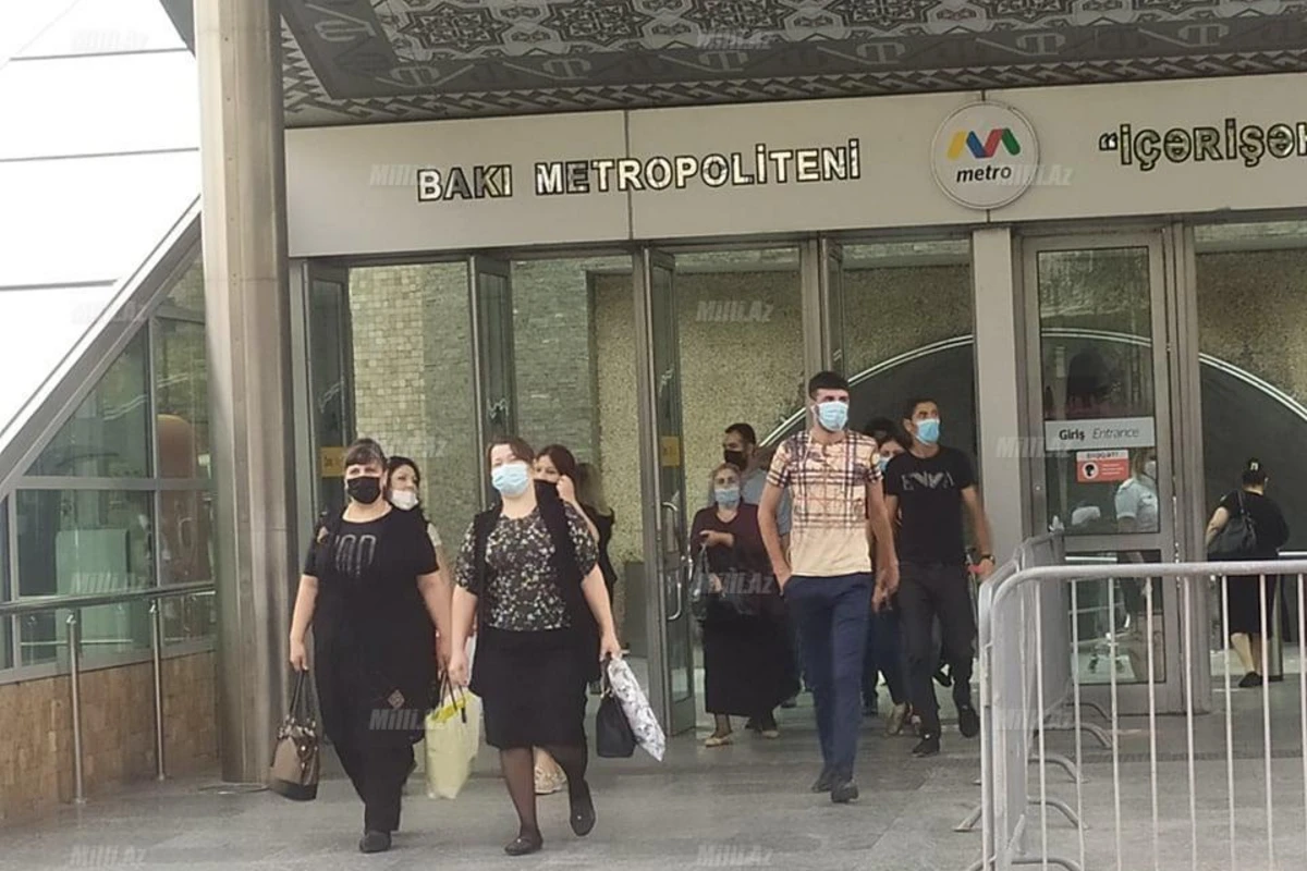 Bakı metrosu açıldı - FOTO