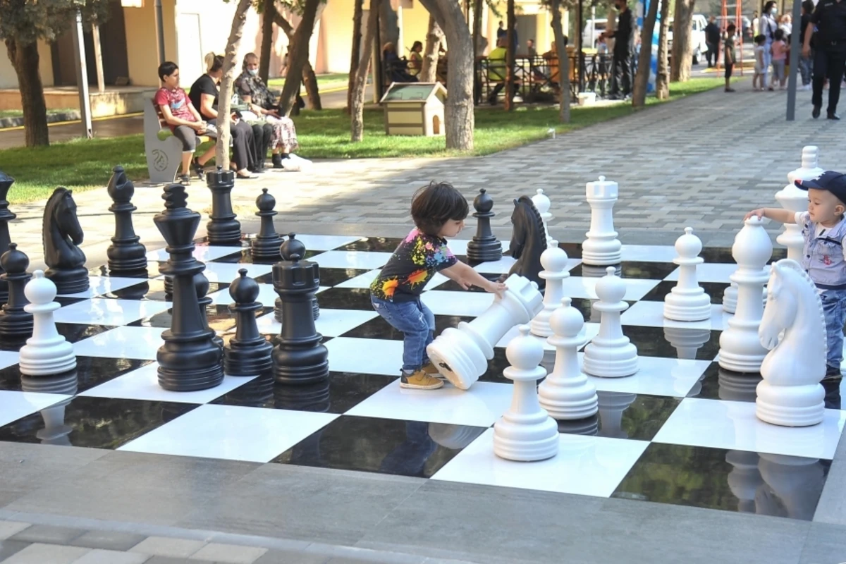 Bakıda bütün rayonlarda həyətlər belə olacaq - FOTO