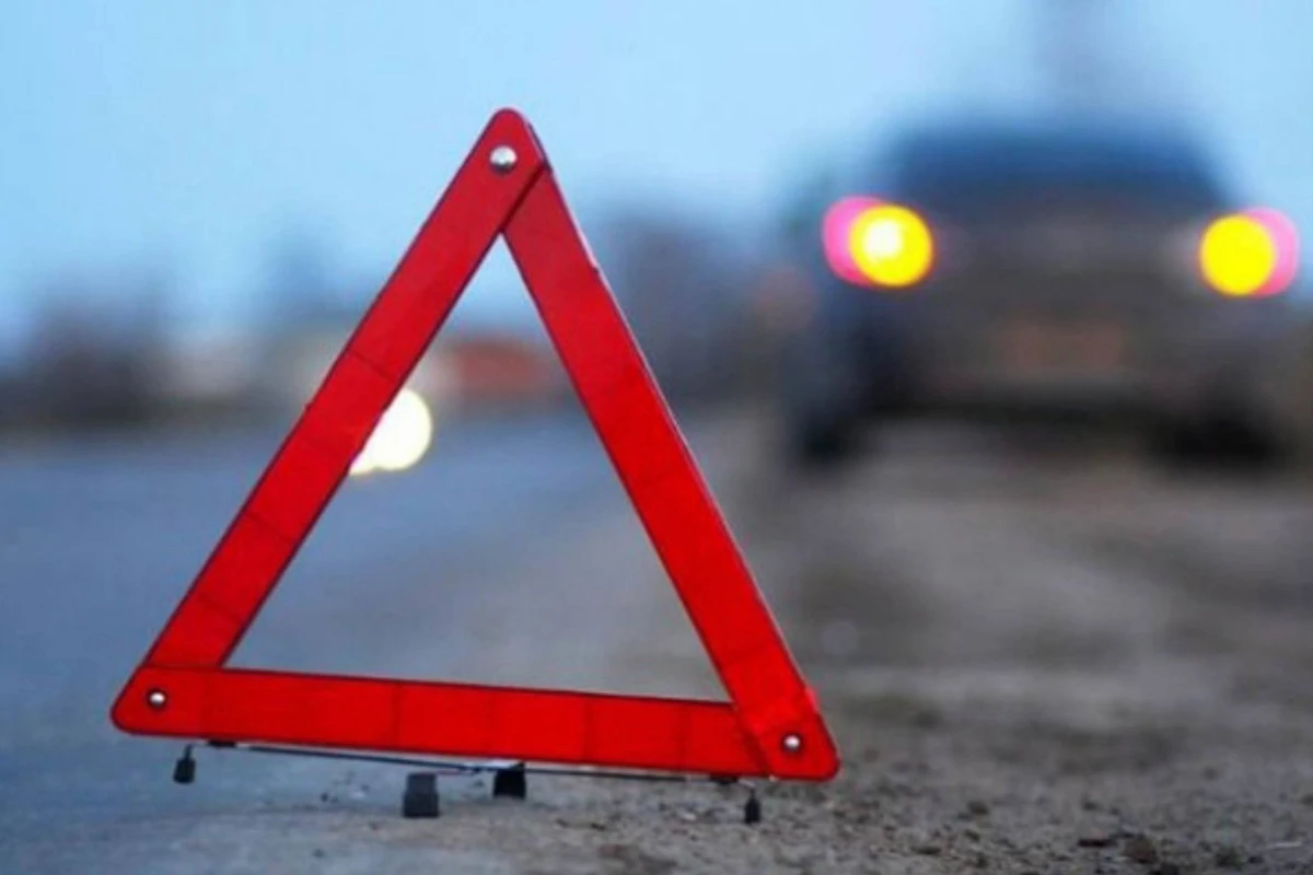 В Евлахе столкнулись два автомобиля, есть пострадавшие
