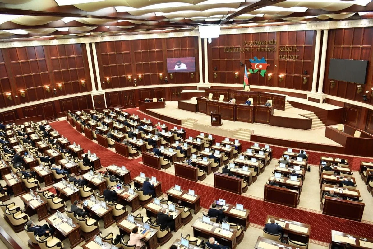 Deputat toxunulmazlığına xitam verilməsi qaydası müəyyənləşdi Deputat toxunulmazlığına xitam verilməsi qaydası müəyyənləşdi
