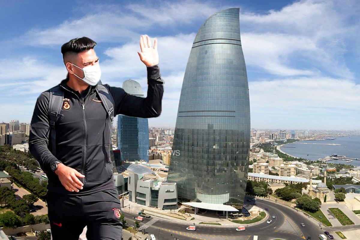 Qalatasarayın futbolçuları Fairmont hoteldə - VİDEO Qalatasarayın futbolçuları Fairmont hoteldə - VİDEO