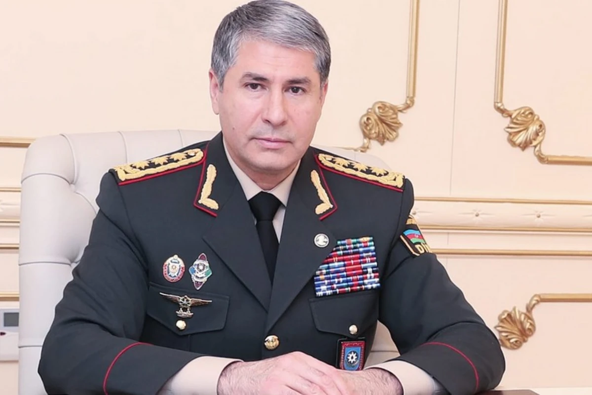 Nazir polkovniki işdən çıxardı