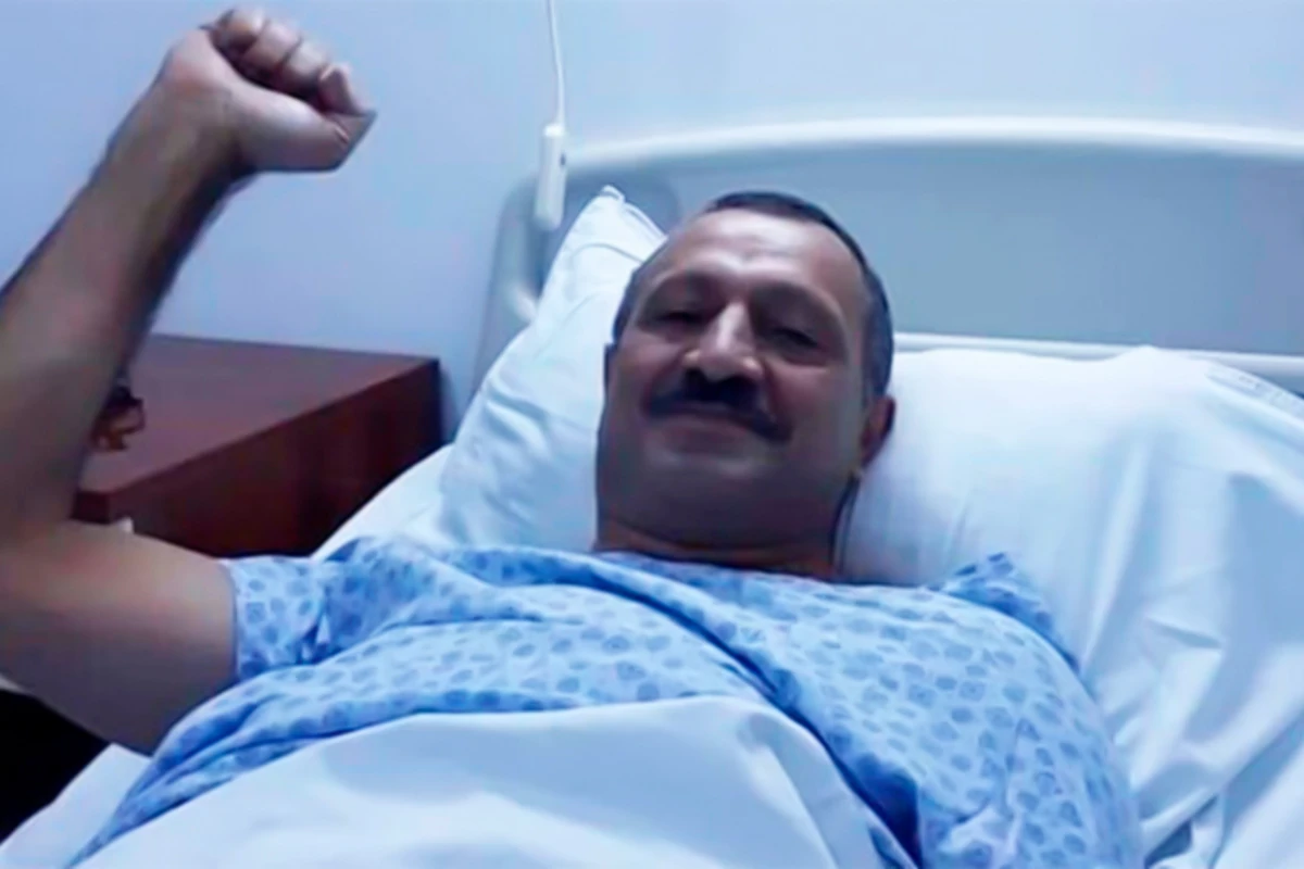 Tofiq Yaqublu aclıq aksiyasını dayandırdı Tofiq Yaqublu aclıq aksiyasını dayandırdı