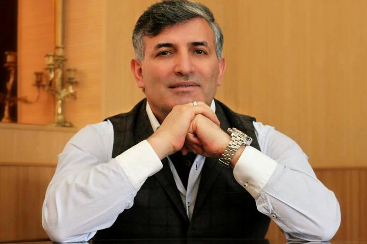 Elman Paşayev vəkillik statusunu itirdi