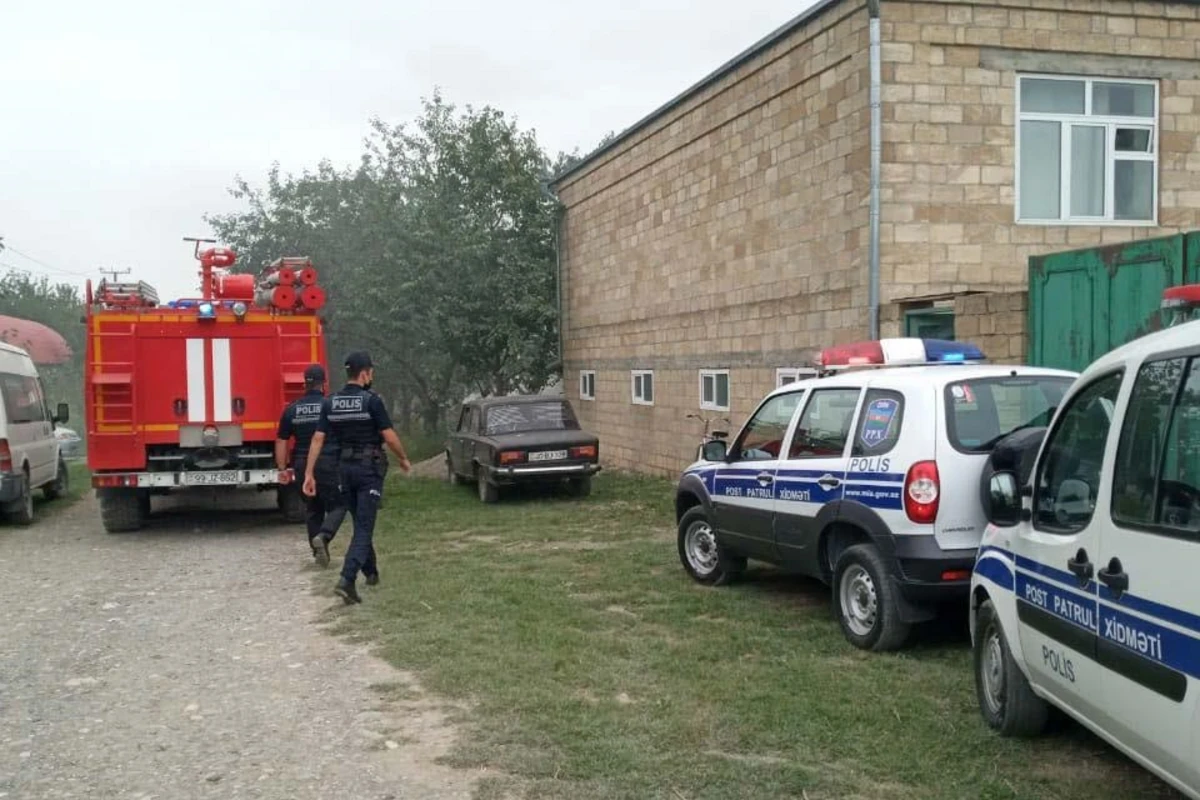 Həmin kənddə yenə yanğın oldu - FOTO