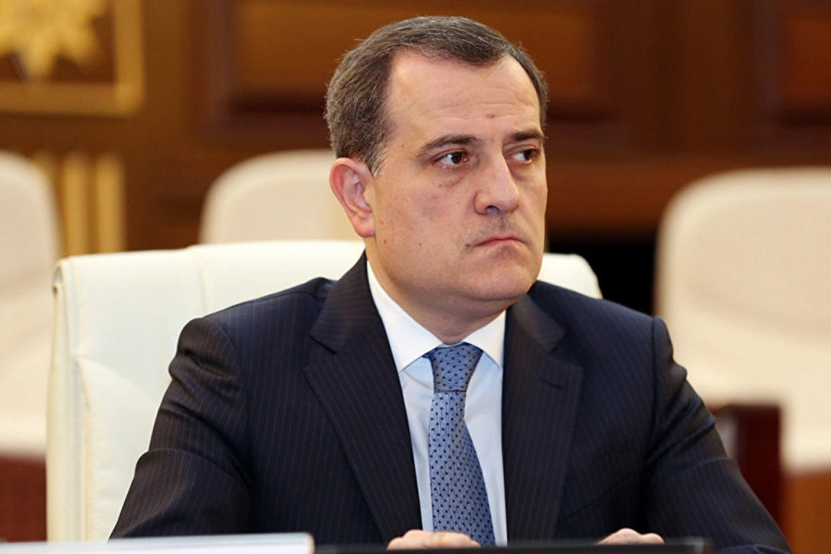 Ceyhun Bayramov: “Məcburi köçkünlər öz evlərinə qayıtmalıdırlar”