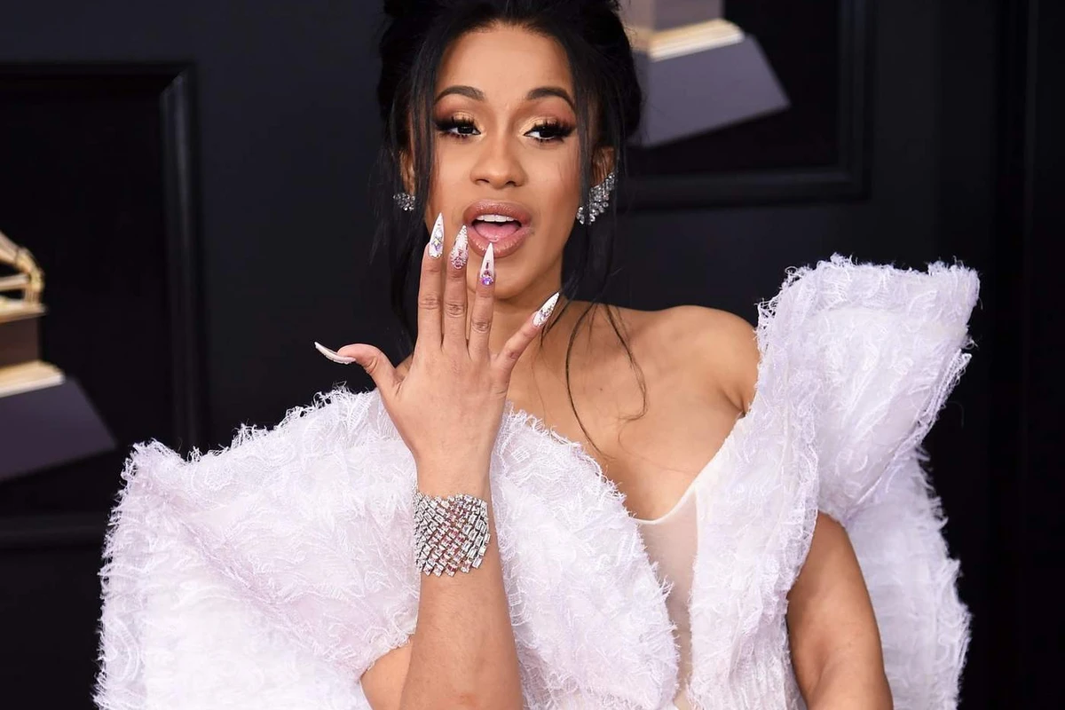 Cardi B-nin qızı 1 gündə “İnstagram” ulduzu oldu - FOTOLAR Cardi B-nin qızı 1 gündə “İnstagram” ulduzu oldu - FOTOLAR