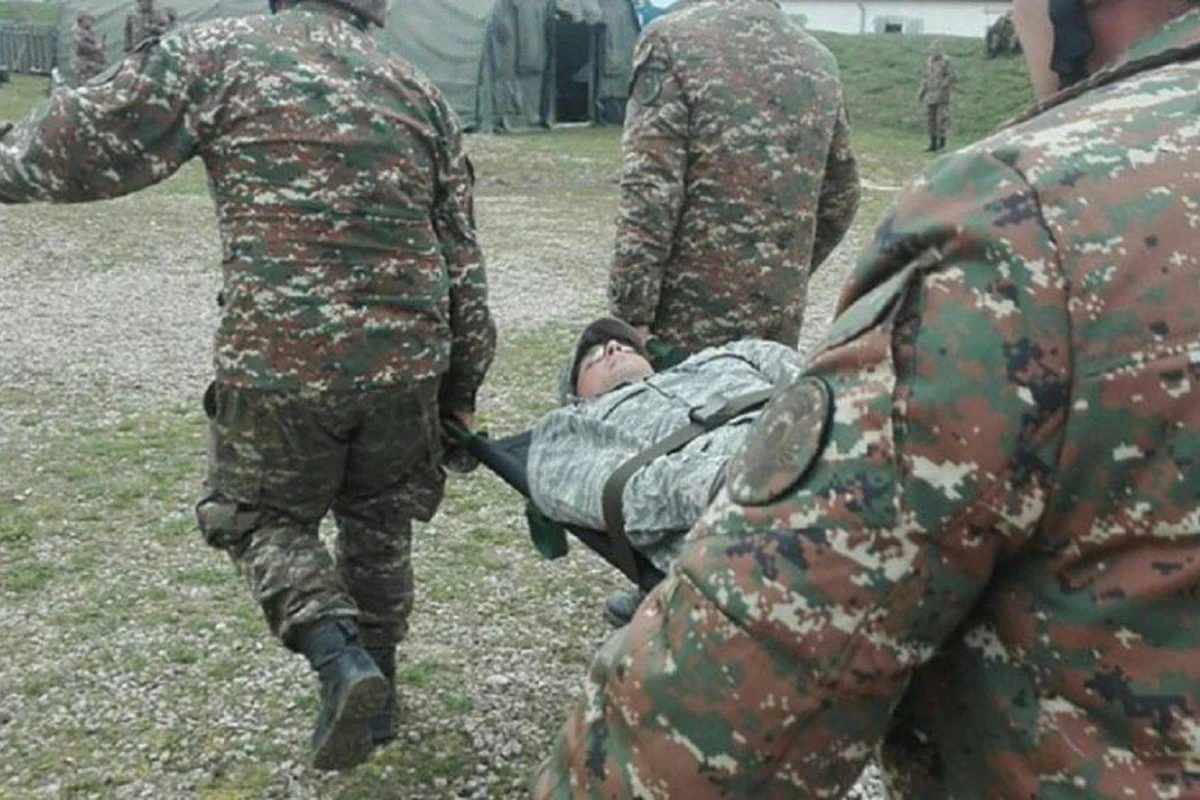 Ermənistan hərbi vəziyyət rejimi və səfərbərlik elan edib