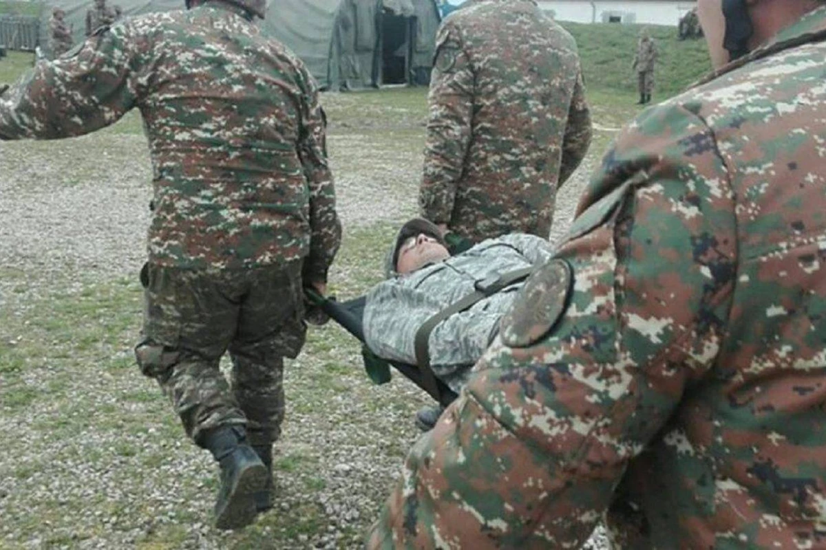 В Армении объявили военное положение и всеобщую мобилизацию В Армении объявили военное положение и всеобщую мобилизацию