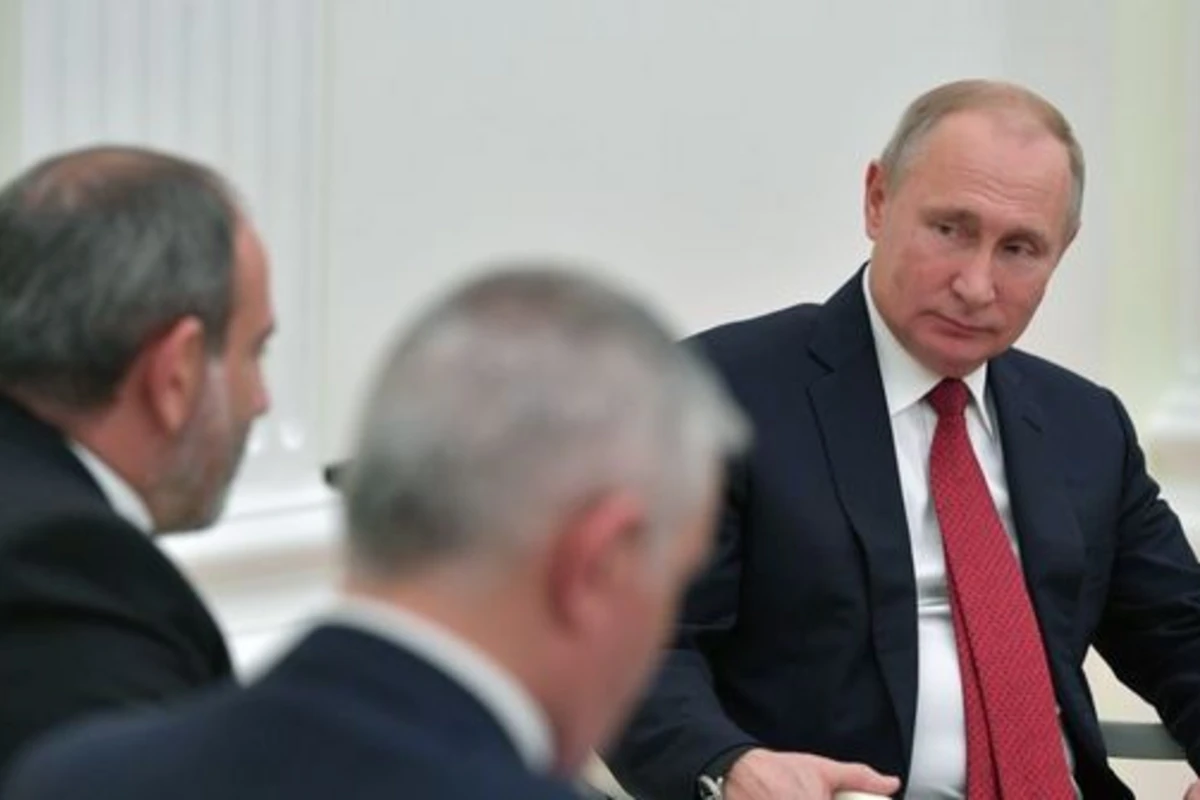 İDDİA: Putin Paşinyanın tələbini rədd etdi İDDİA: Putin Paşinyanın tələbini rədd etdi