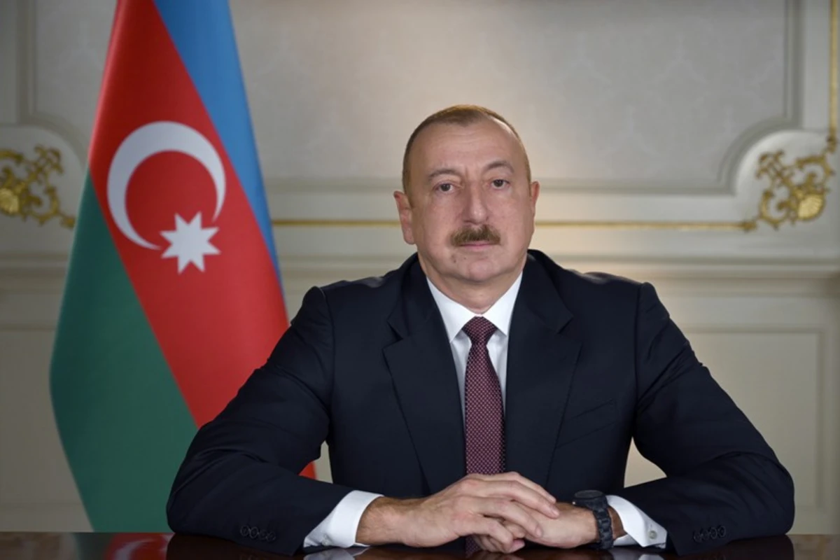 İlham Əliyev Nigeriyanın dövlət başçısını təbrik edib