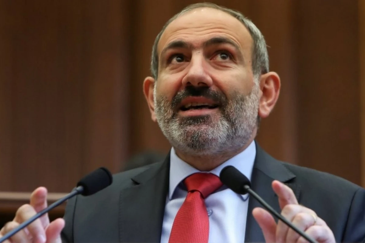 Paşinyanın çıxışı ermənilərin qəzəbinə səbəb olub - Onu satqın adlandırırlar Paşinyanın çıxışı ermənilərin qəzəbinə səbəb olub - Onu satqın adlandırırlar