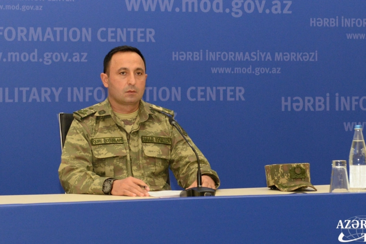 Nazirliyə döyüşə qatılmaq üçün 10 mindən çox könüllü müraciət edib Nazirliyə döyüşə qatılmaq üçün 10 mindən çox könüllü müraciət edib