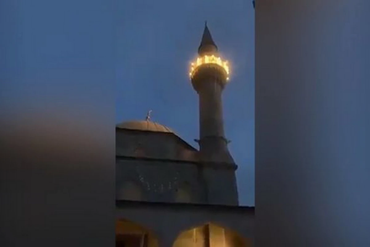 В турецких мечетях читают молитвы за азербайджанскую армию - ВИДЕО