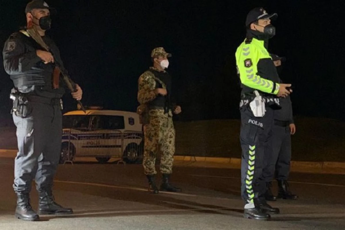 Bakı polisi - Paytaxtın bütün ərazilərində polis nəzarəti gücləndirilib - VİDEO Bakı polisi - Paytaxtın bütün ərazilərində polis nəzarəti gücləndirilib - VİDEO