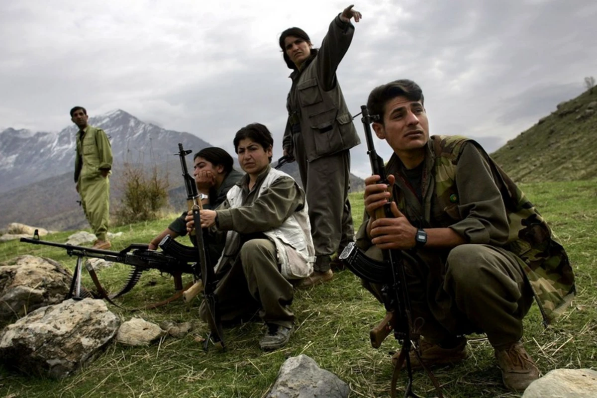 Qarsda PKK-nın 19 üzvü tutulub Qarsda PKK-nın 19 üzvü tutulub