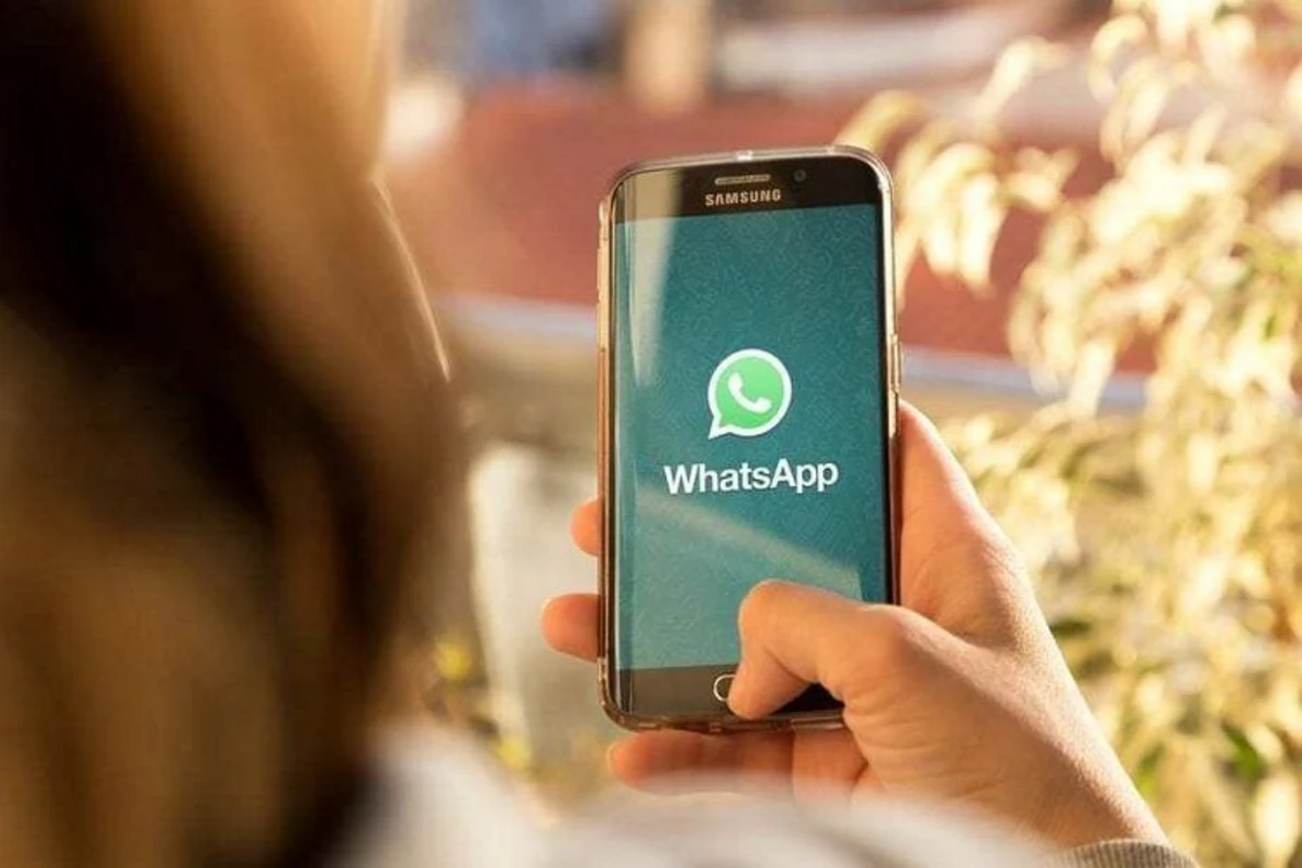 Предупреждение для азербайджанских пользователей WhatsApp Предупреждение для азербайджанских пользователей WhatsApp