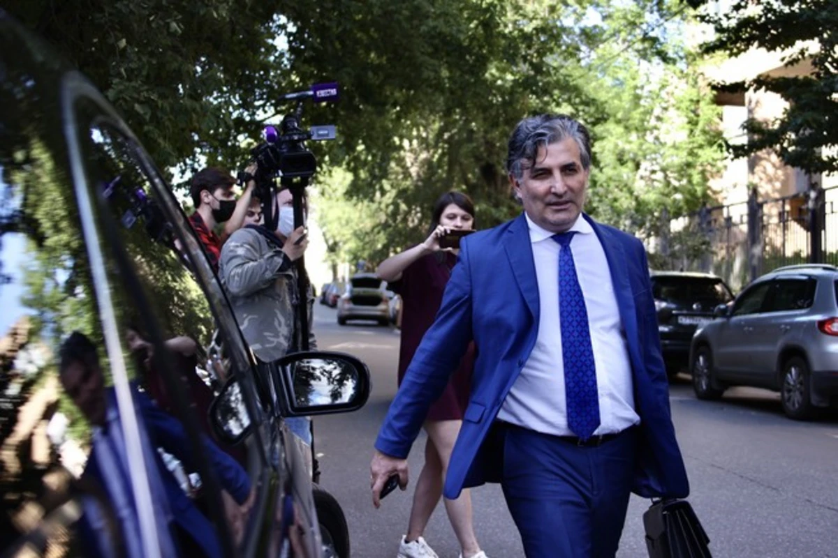 Момент нападения на Эльмана Пашаева попал на ВИДЕО Момент нападения на Эльмана Пашаева попал на ВИДЕО