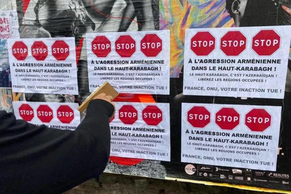 Paris və Nant şəhərlərinin küçələrini “Qarabağ Azərbaycandır!” plakatları bürüyüb - FOTO