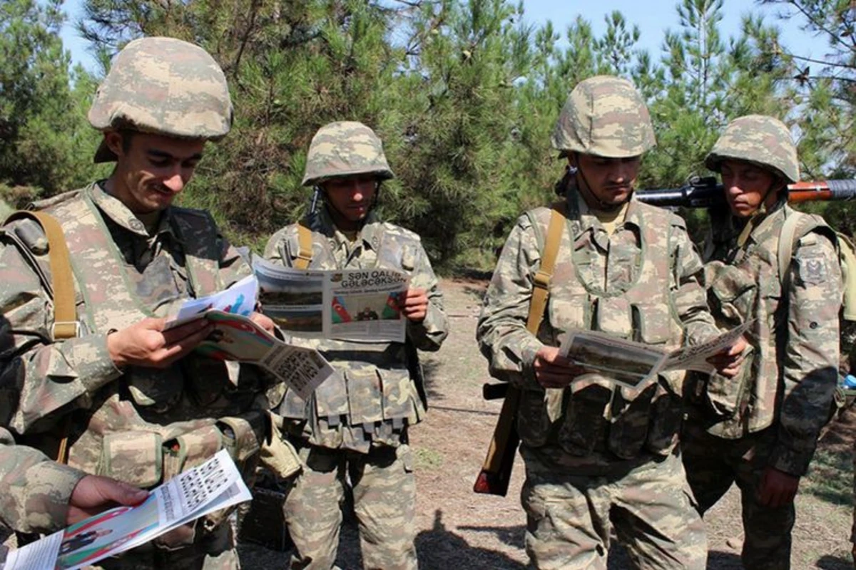 MN: Cəbhə bölgəsində təbliğat-təşviqat işləri əməliyyat şəraitinə uyğun həyata keçirilir - FOTO