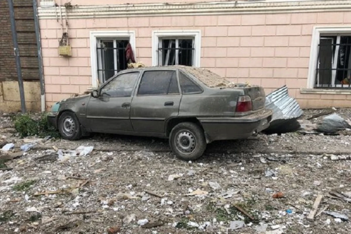 Gəncənin atəşə tutması nəticəsində 1 mülki şəxs həlak olub, 4 nəfər yaralanıb