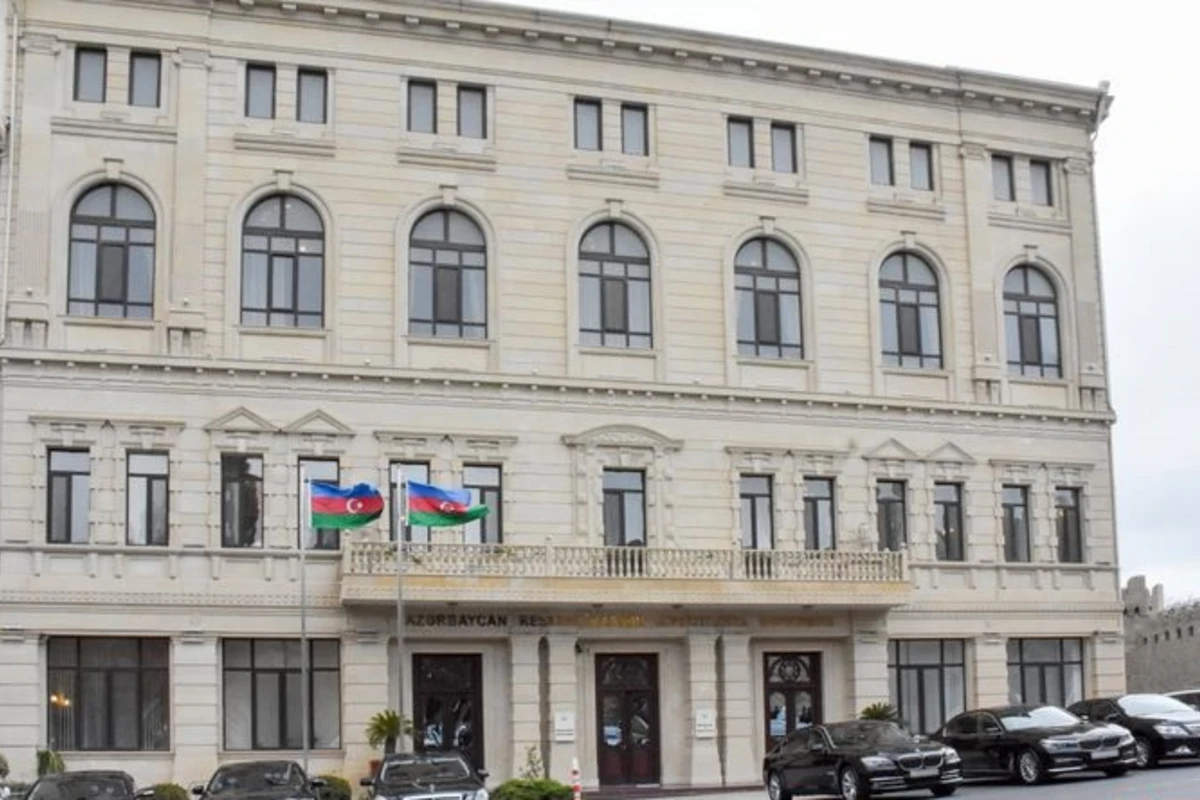 Konstitusiya Məhkəməsi dünyanın bütün Konstitusiya məhkəmələrinə müraciət edib