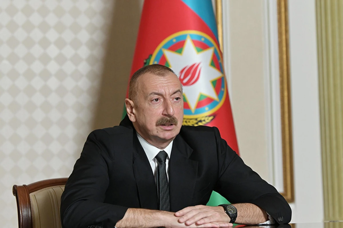 Prezident məhv edilmiş və düşməndən qənimət götürülmüş texnikaları açıqlayıb