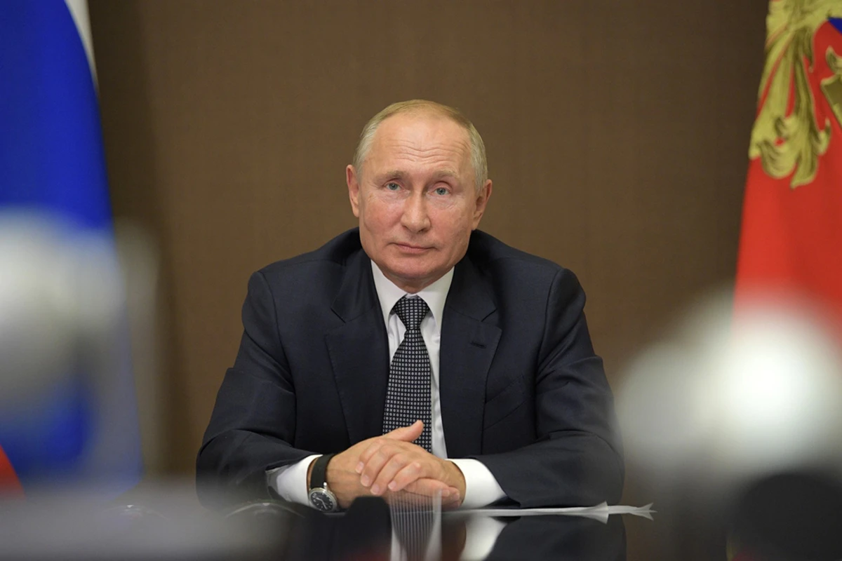 Путин заявил, что в большой политике не бывает друзей