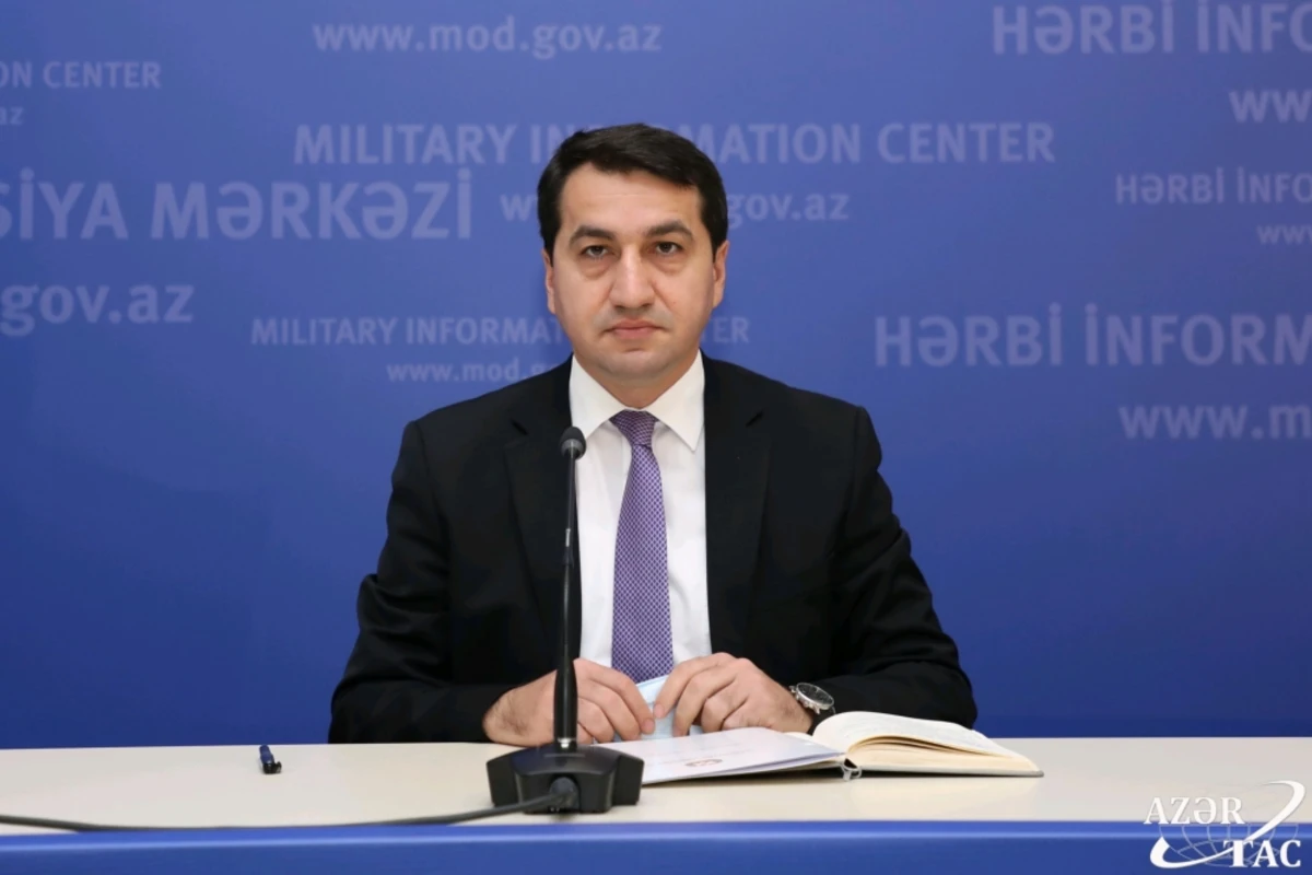 Hikmət Hacıyev: “Humanitar yardım altında Ermənistana raket sistemləri daşınır”