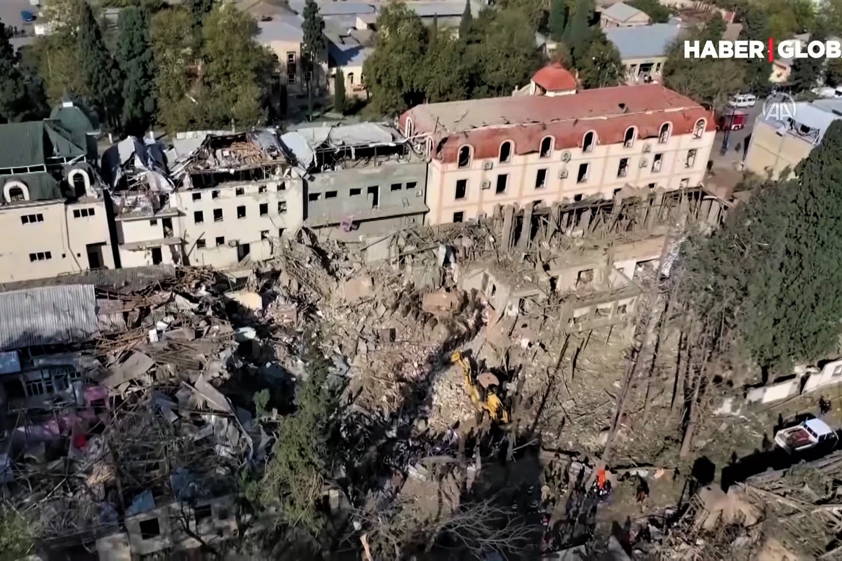 “Haber Global” Gəncədəki son vəziyyətin dronla çəkilmiş görüntüsünü təqdim edib - VİDEO