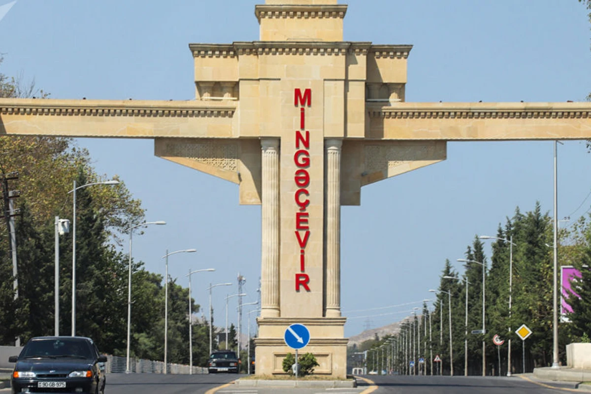 Mingəçevir Şəhər Təhsil Şöbəsinin müdiri işdən çıxarılıb