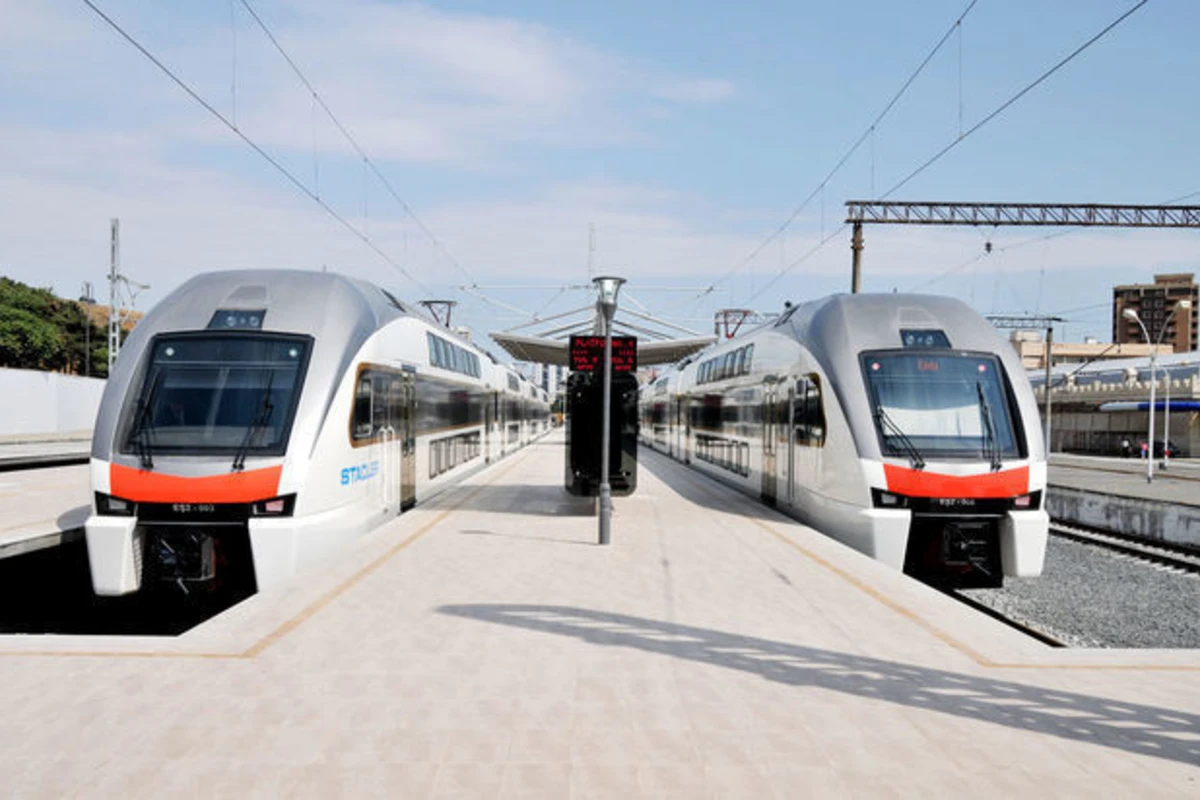 Bakı-Pirşağı-Sumqayıt marşrutu üzrə elektrik qatarların hərəkət qrafiki dəyişdirildi - CƏDVƏL