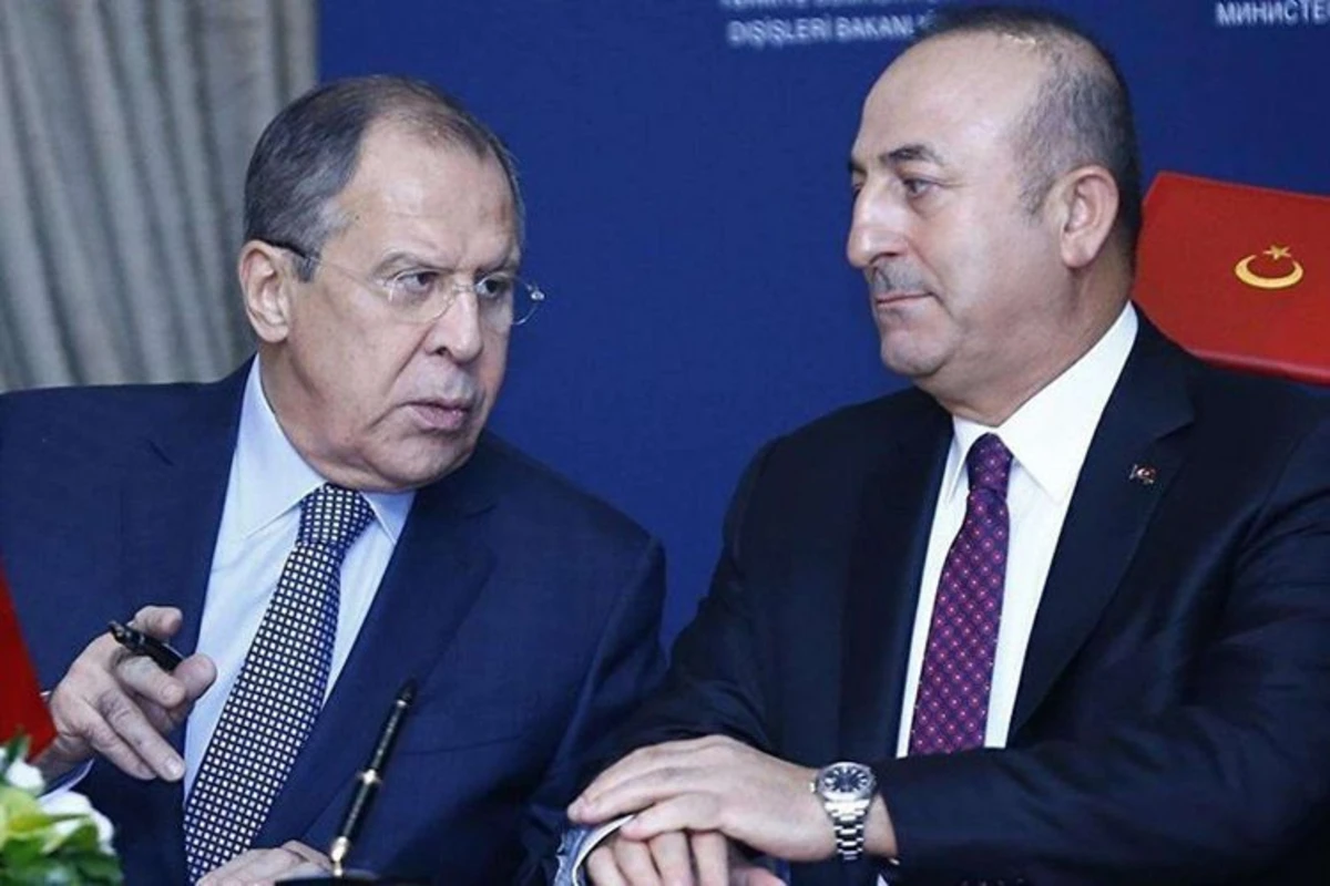 Çavuşoğlu ilə Lavrov arasında növbəti telefon danışığı olub