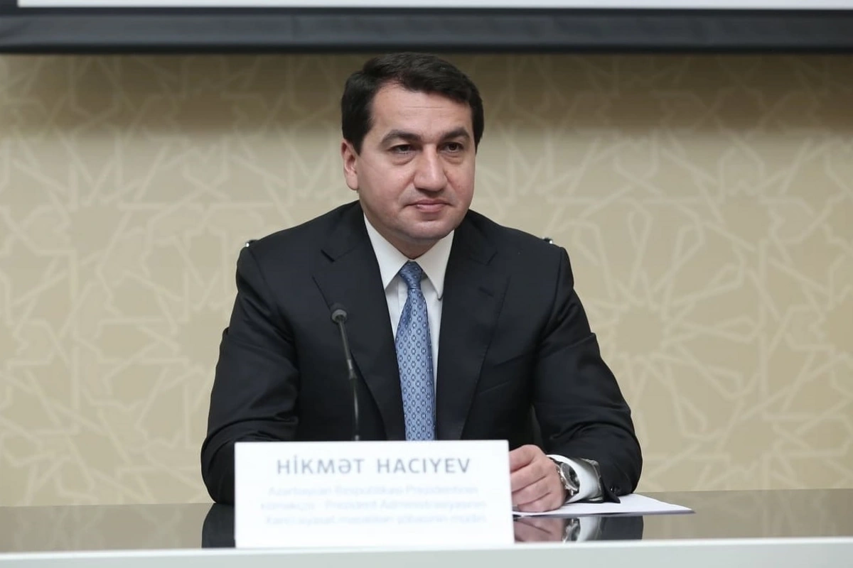 Hikmət Hacıyev Paşinyanı Səddam Hüseynlə müqayisə etdi - FOTO