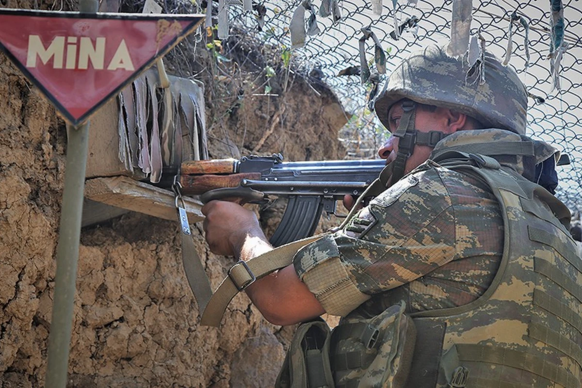 Ermənistan dövlət sərhədində də atəşkəsi pozub Ermənistan dövlət sərhədində də atəşkəsi pozub