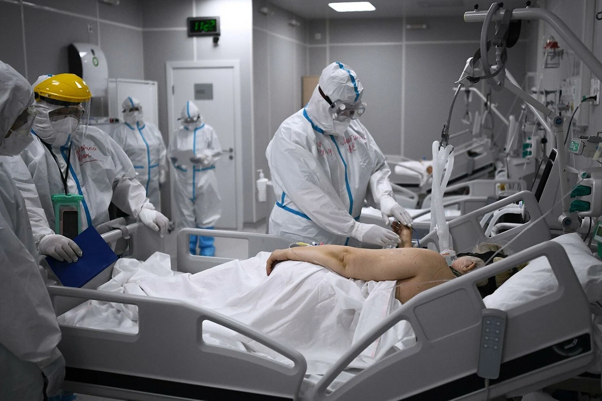В России рекордное число новых случаев заражения COVID-19