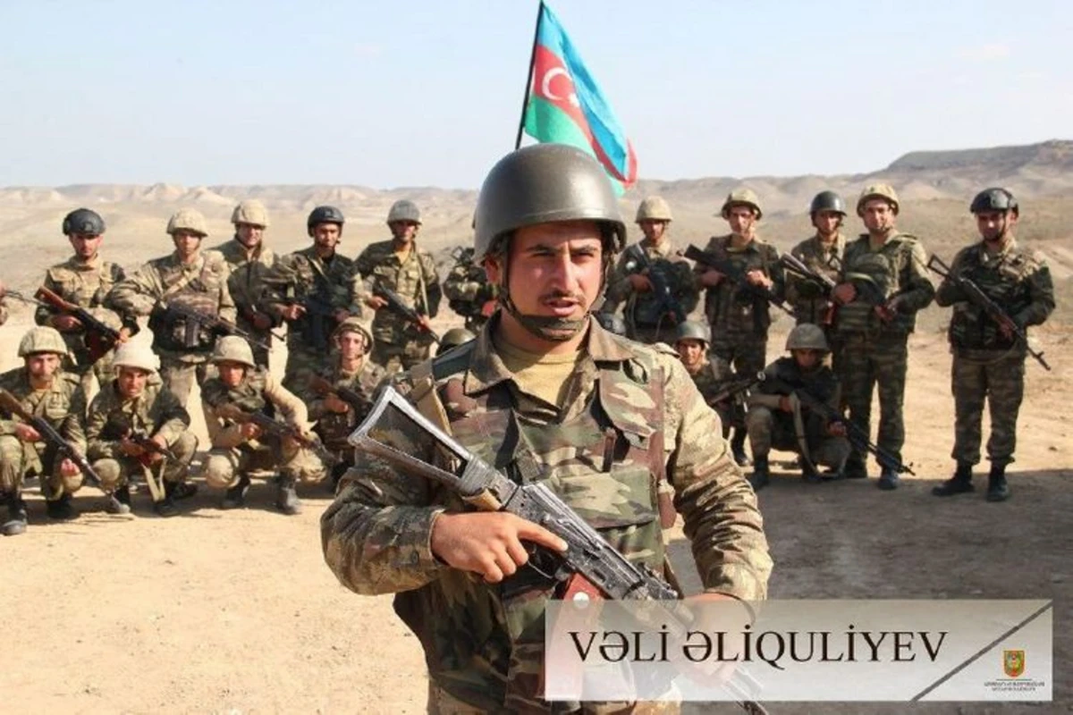 Müzəffər Ordumuzun qorxmaz, nümunəvi hərbçiləri - FOTO Müzəffər Ordumuzun qorxmaz, nümunəvi hərbçiləri - FOTO