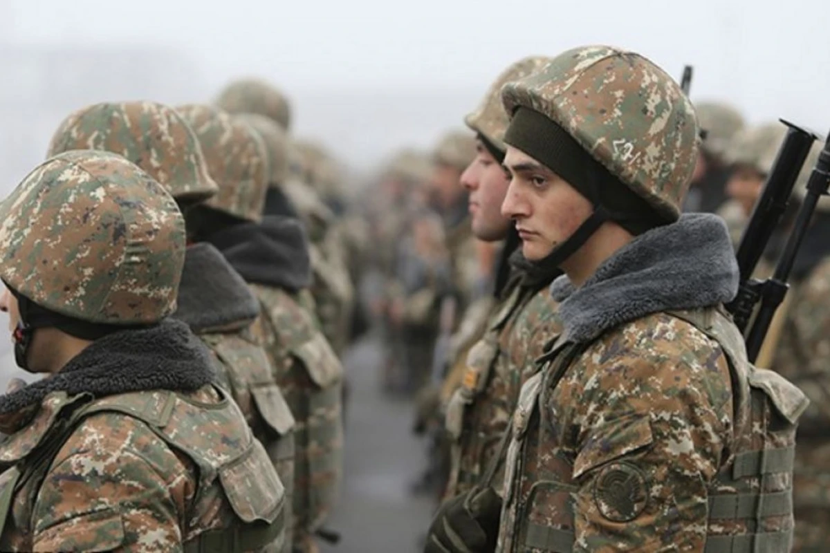 Ermənilər başlarını itirib - Bilmirlər qoşunlarını hara göndərsinlər - GENERAL AÇIQLADI