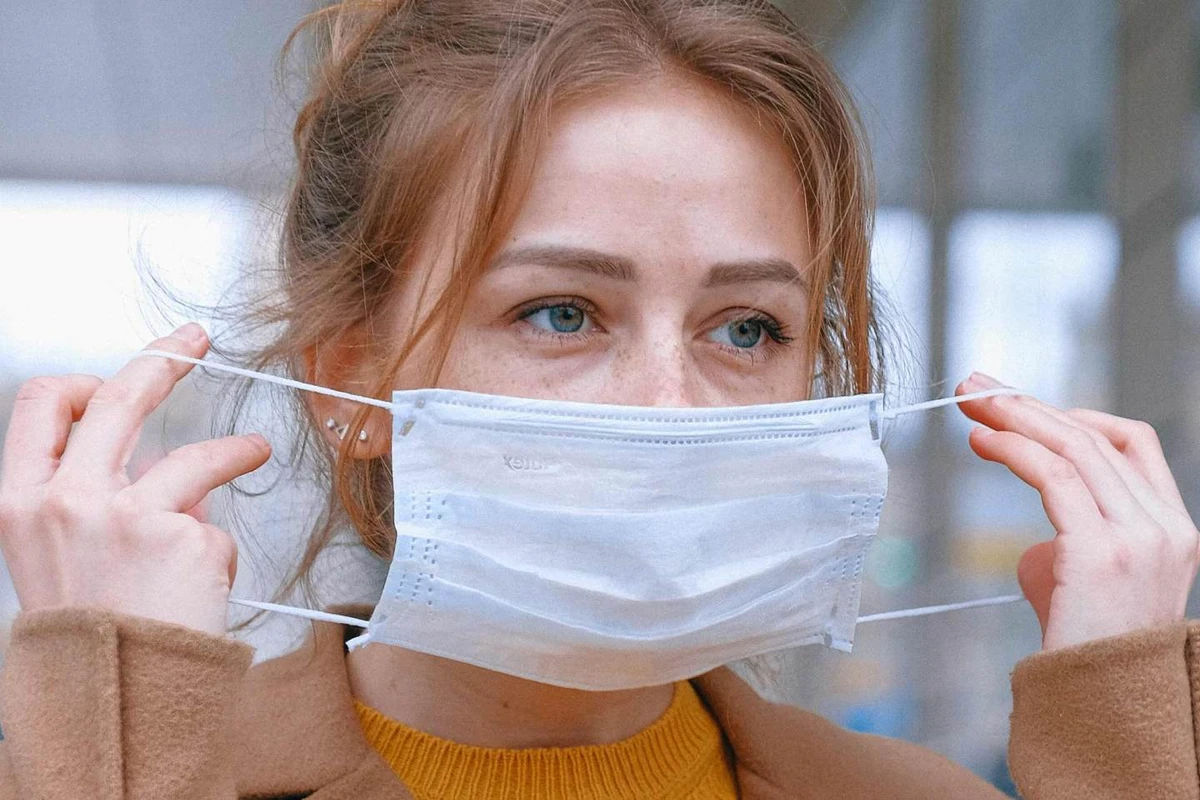 Ученые: ношение масок снижает риск заражения коронавирусом на 80%