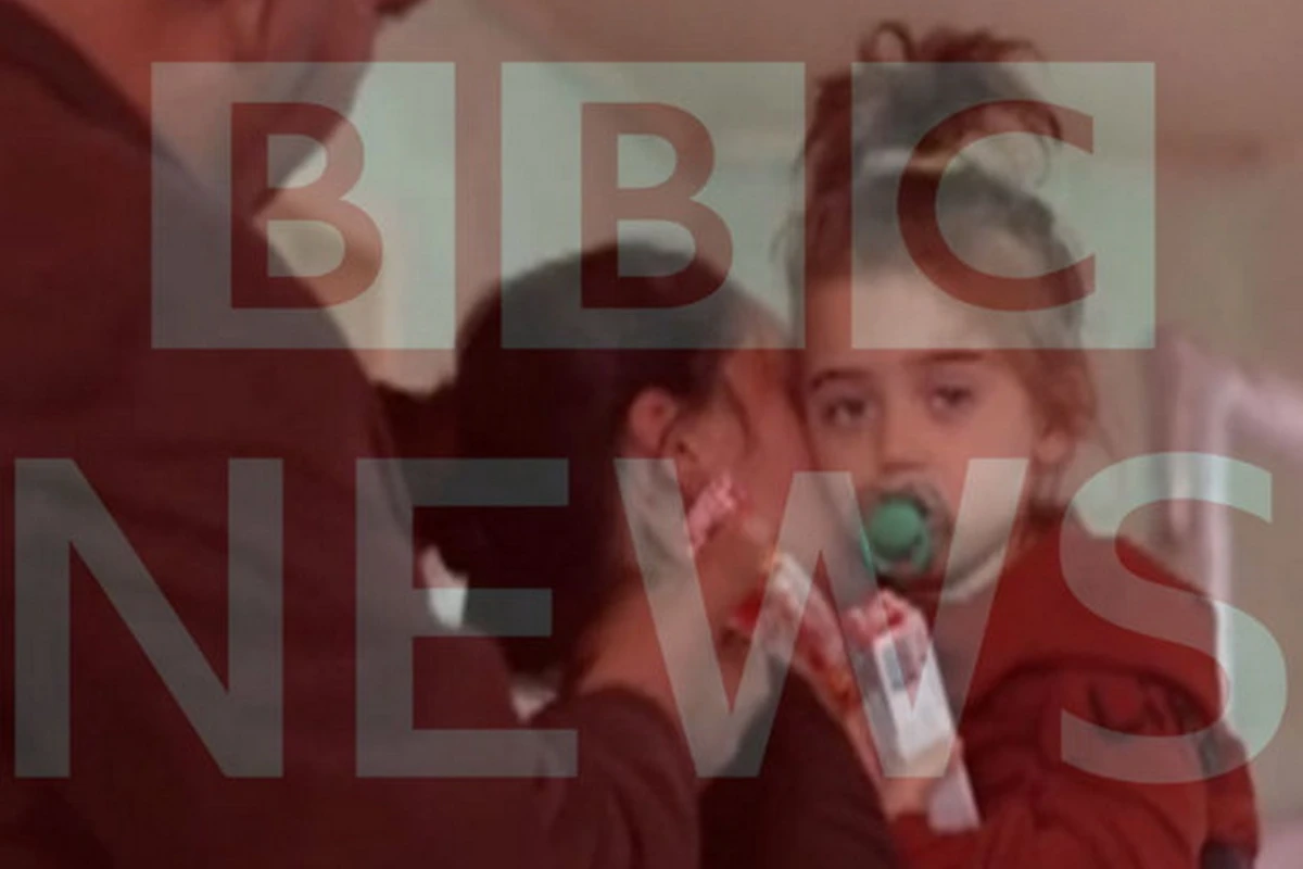 BBC ailəsini itirmiş üç yaşlı Xədicə ilə bağlı reportaj hazırladı: “Deyir, baba, anamı gətir” - VİDEO