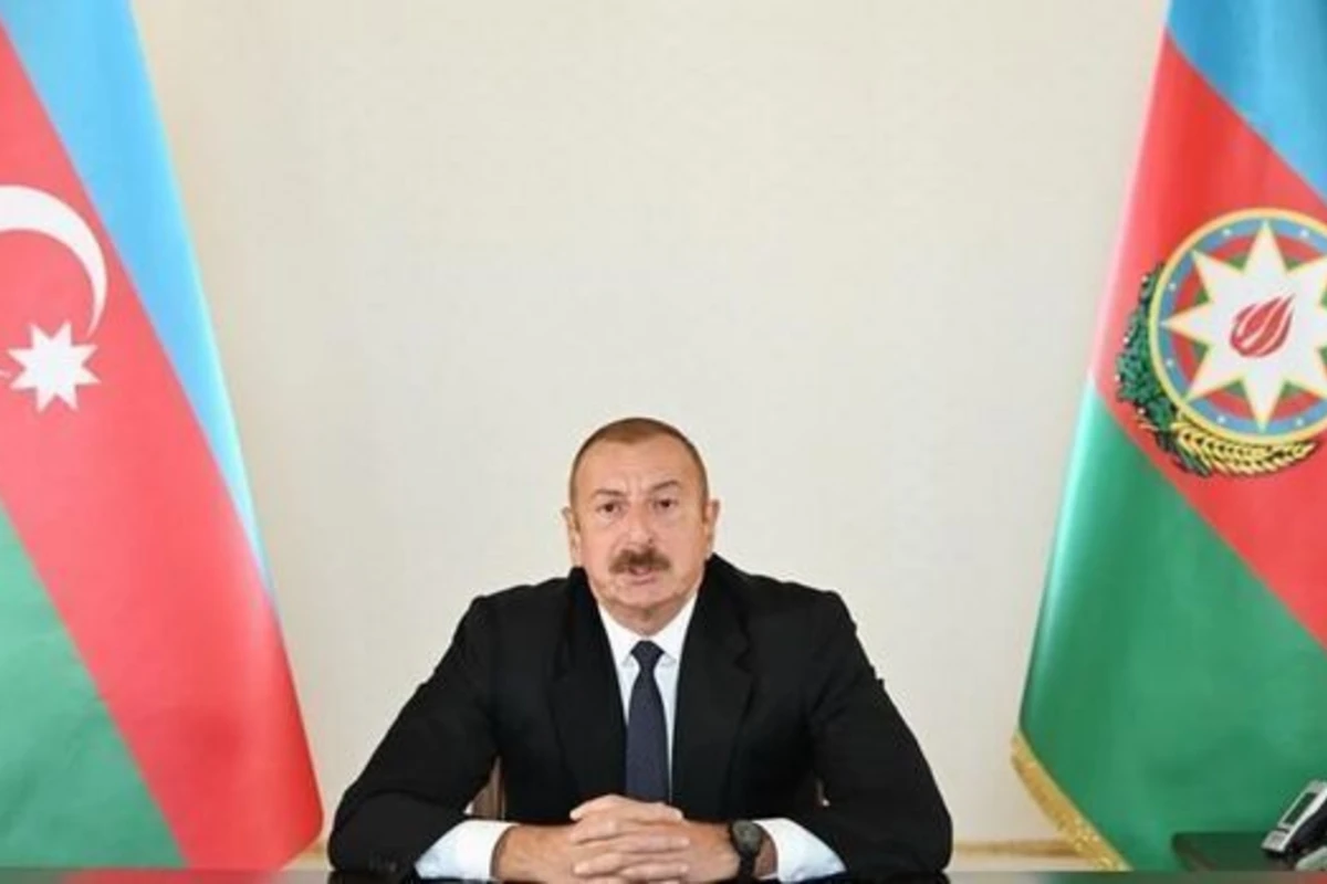 İlham Əliyev: “Gəncəyə edilən bu hücumlara haqq qazandırmaq olmaz və onlar buna görə məsuliyyət daşıyacaqlar” İlham Əliyev: “Gəncəyə edilən bu hücumlara haqq qazandırmaq olmaz və onlar buna görə məsuliyyət daşıyacaqlar”