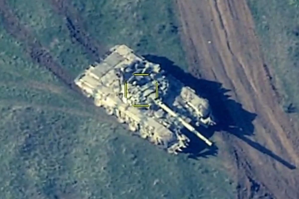 Уничтожена боевая техника ВС Армении - ВИДЕО