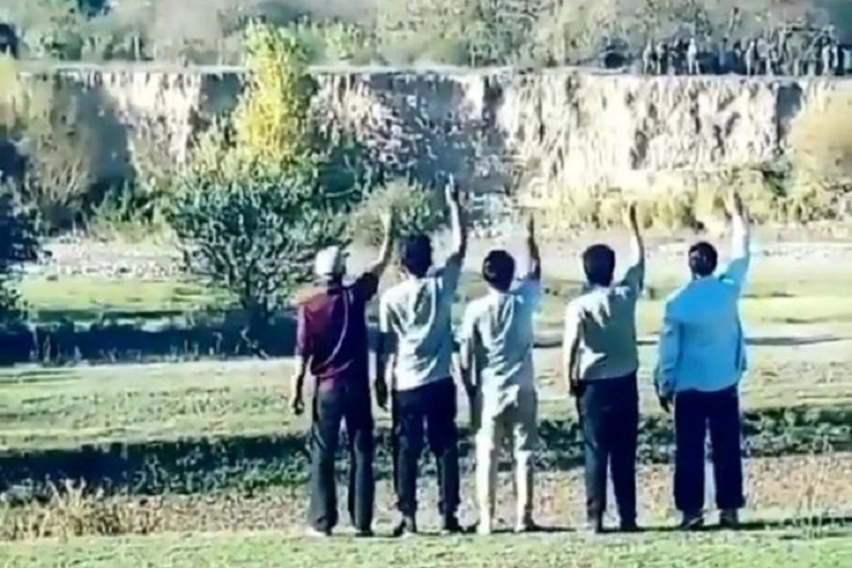 Ağbənddən yeni görüntülər: Azyaşlı soydaşlarımız hərbçilərimiz üçün şövqlə mahnı oxudular - VİDEO Ağbənddən yeni görüntülər: Azyaşlı soydaşlarımız hərbçilərimiz üçün şövqlə mahnı oxudular - VİDEO