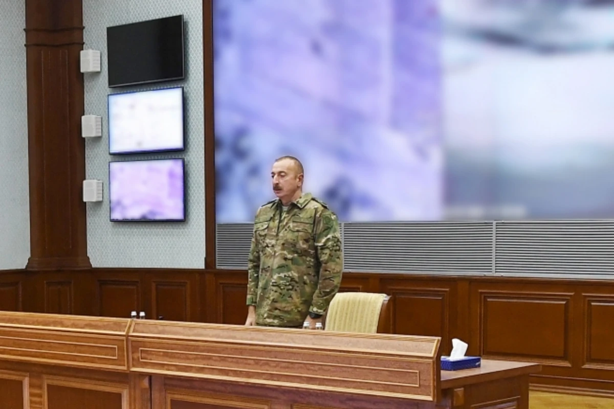 Ali Baş Komandan: “Azərbaycan əsgəri və zabiti döyüş meydanında düşmənə dərs verir Ali Baş Komandan: “Azərbaycan əsgəri və zabiti döyüş meydanında düşmənə dərs verir