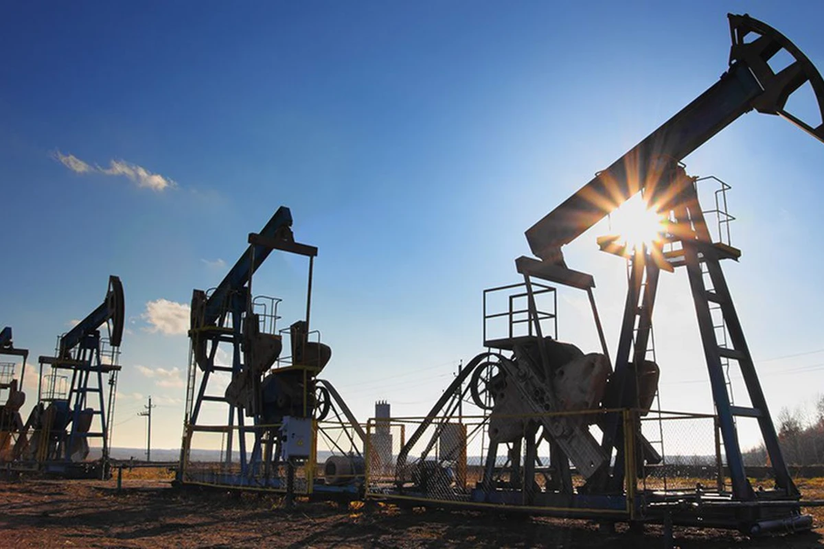 Мировые цены на нефть растут