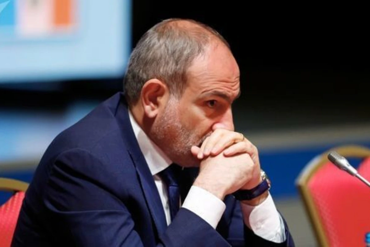 Döyüşməyə adam tapmayan Paşinyan bütün dünya ermənilərinə çağırış etdi Döyüşməyə adam tapmayan Paşinyan bütün dünya ermənilərinə çağırış etdi