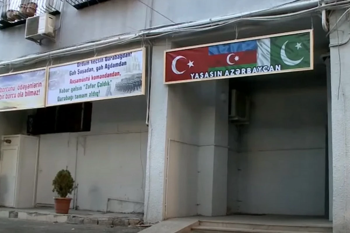 Məhəllə sakinlərindən orduya möhtəşəm dəstək - VİDEO
