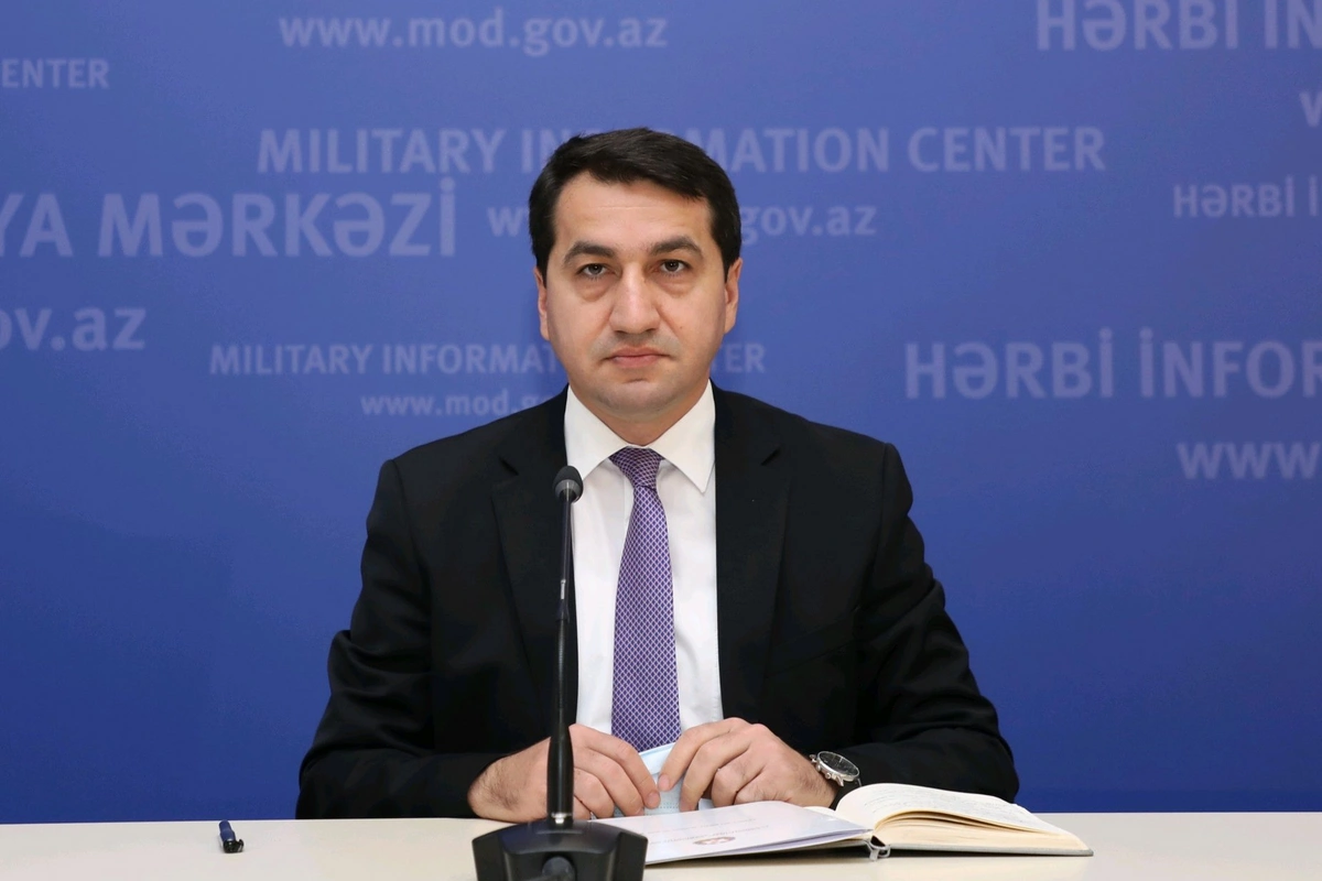 Hikmət Hacıyev: “Ermənistan ordusu tərəfindən qəsdən Şuşa meşələrində yanğın törədilir”